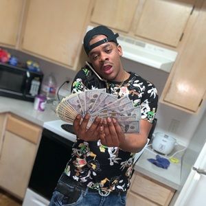 Meet your Posher, James